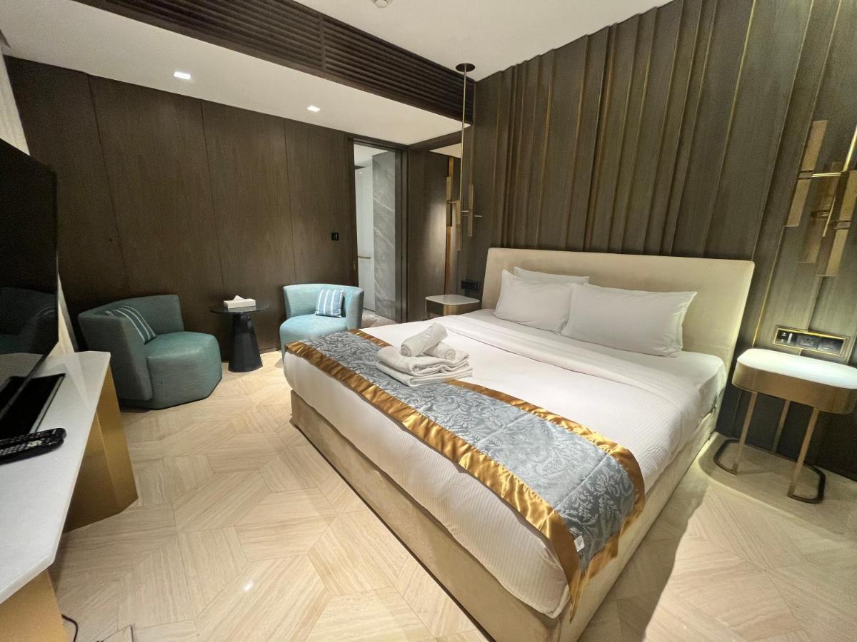 Five Palm Jumeirah - 2 Bedrooms & Maid Room In A Splendid Resort - Modernlux Ντουμπάι Εξωτερικό φωτογραφία